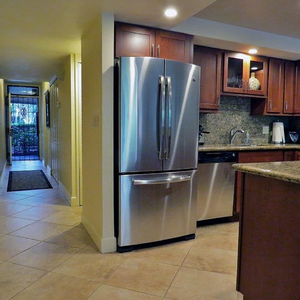 Entry hall and kitchen area