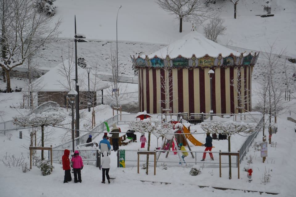 Snow and ski sports