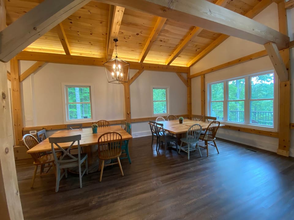 Main House: Farmhouse dining tables