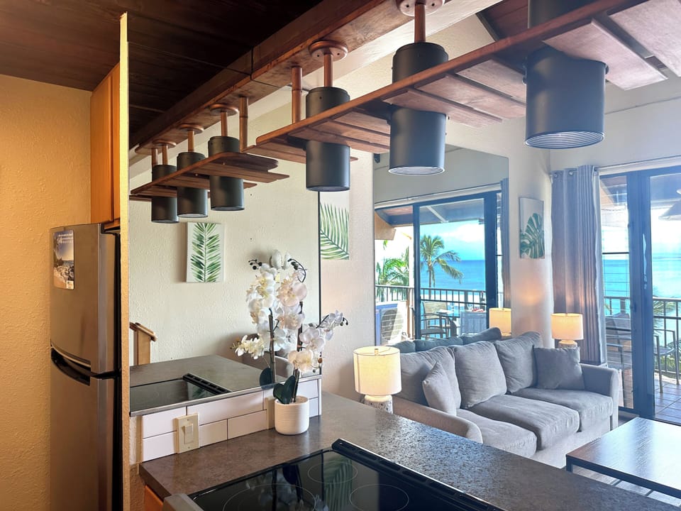 Embrace the comfort paradise provides while savoring a delightful meal, from your full kitchen!