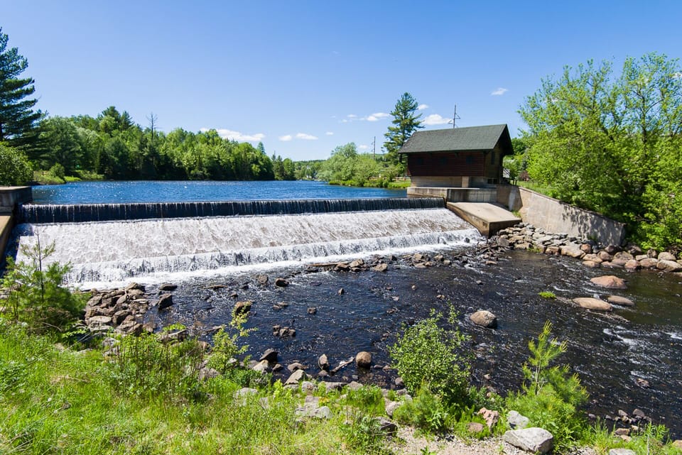 The waterfalls just outside our complex entrance and behind Lisa G's restaurant!