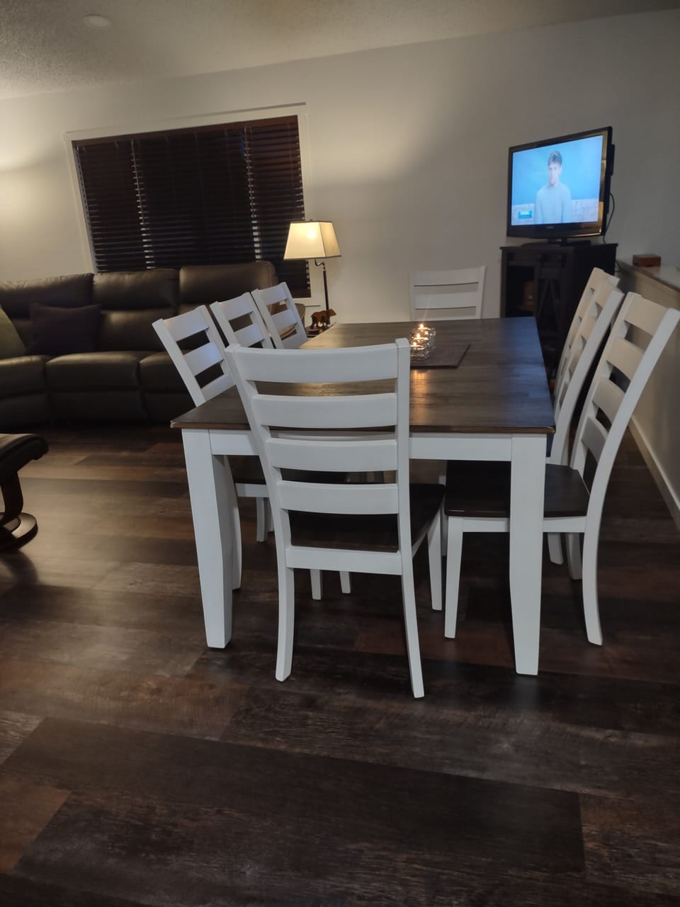 Dining Room Seating for Eight
