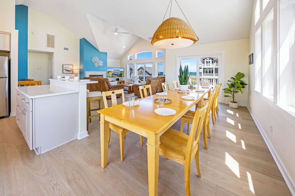 Surf or Sound Realty - 330 - Legasea - Dining Area -3