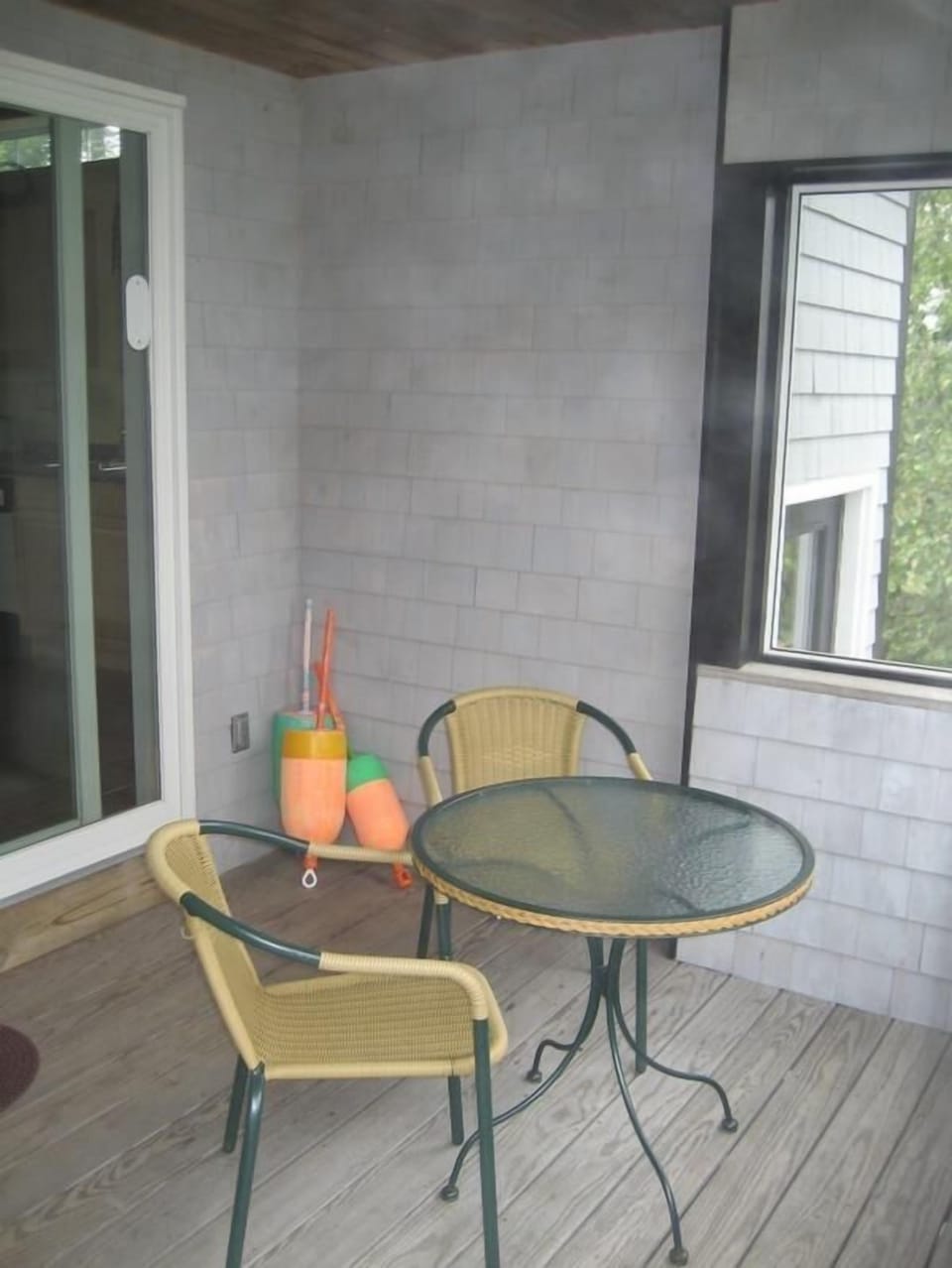 screened in porch