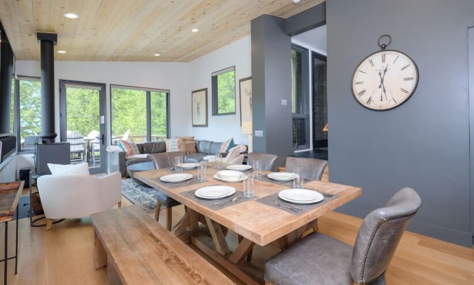 Ulerys Lake Cabin 19, Dining, 2