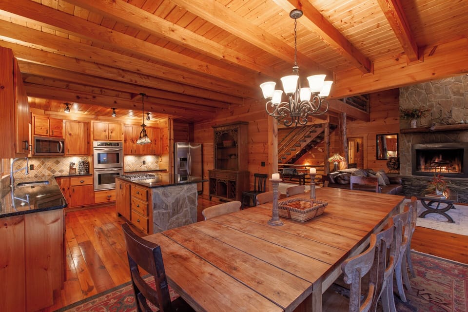 Fully Equipped Gourmet Kitchen Opens up to Gorgeous Dining Area for up to 10
