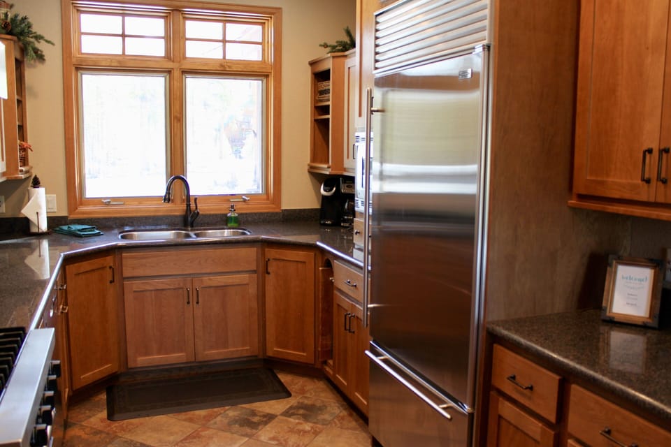 Subzero refrigerator