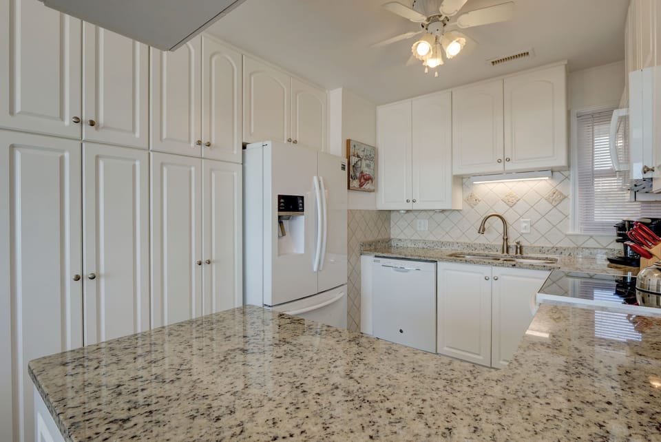 The refrigerator has 2 ice makers. Xtra large pantry for all your food & drinks