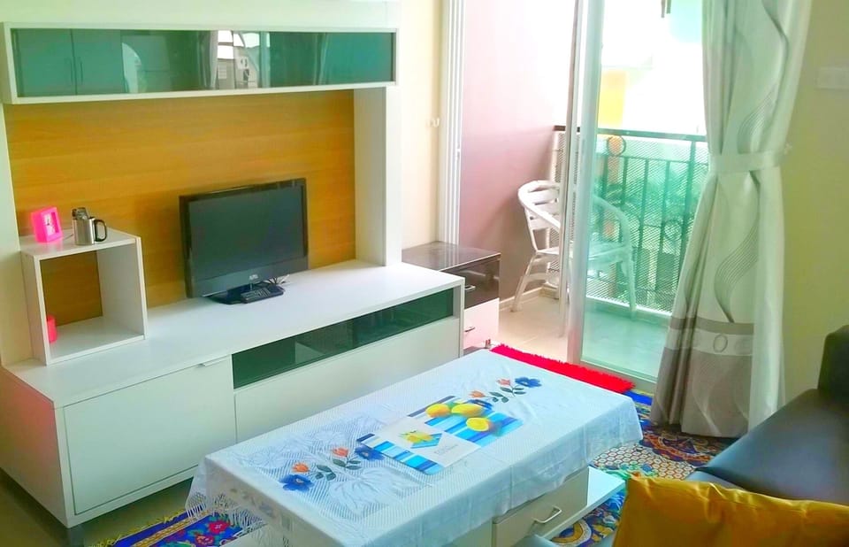 Studio Pattaya East Chockchai Condo1