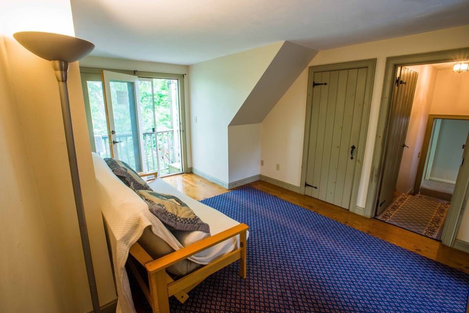upstairs sitting area with futon