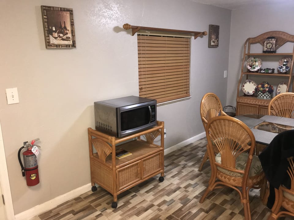 Fully equipped, Microwave