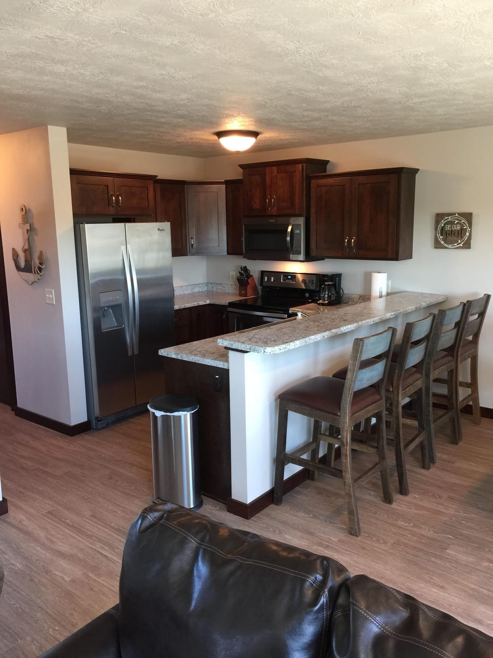 Large Fully Equipped Kitchen
