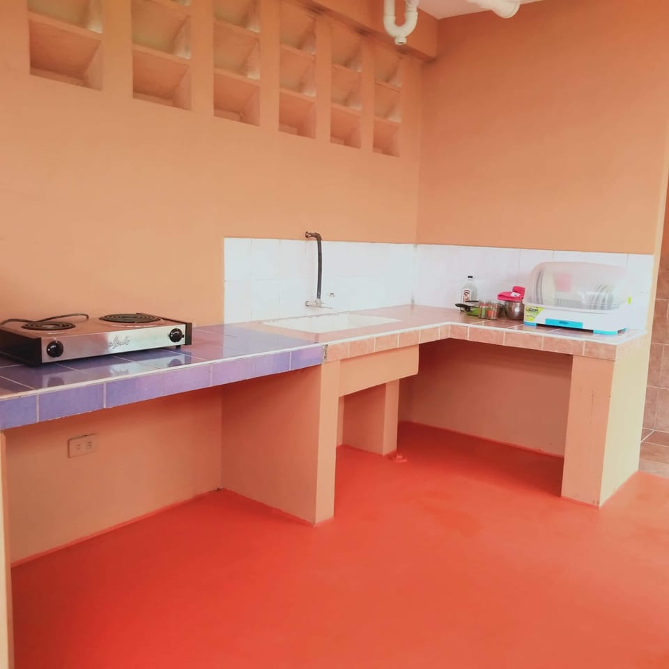 outdoor kitchen