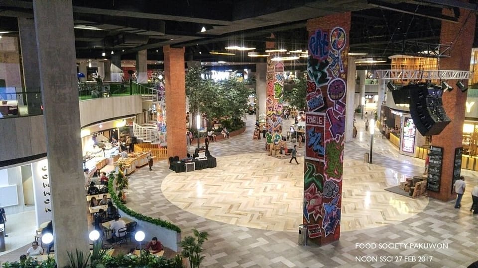 Cosmy Tanglin Apartment At Pakuwon Mall