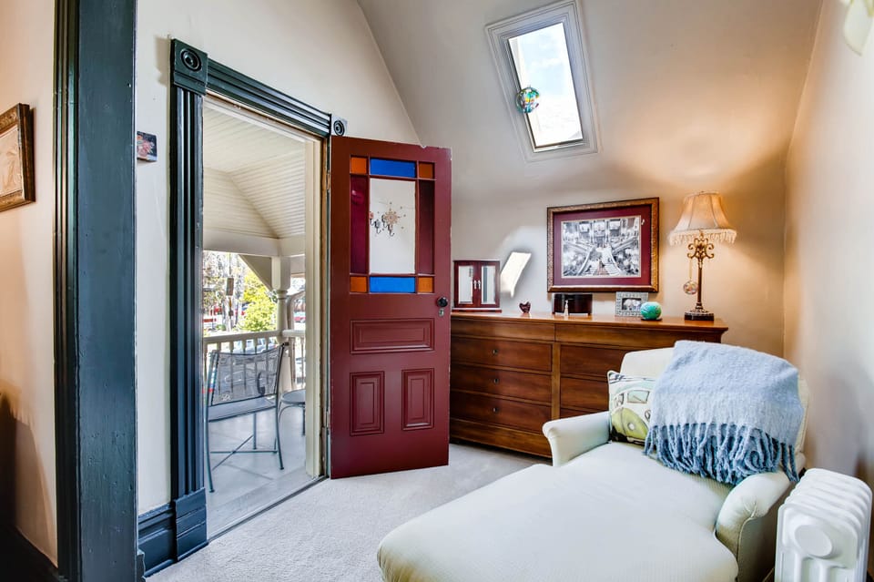 Master Bedroom Leading Out to Upper Front Porch