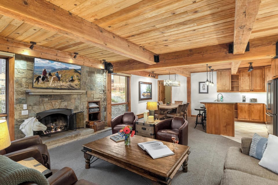 Spacious Living Area