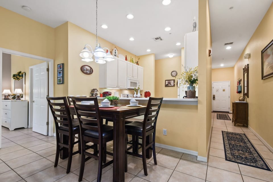 Dining area open concept 