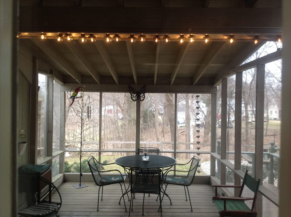 Screened in porch