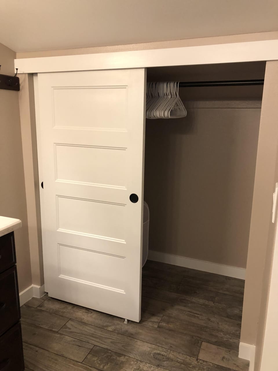 3rd floor master bathroom closet