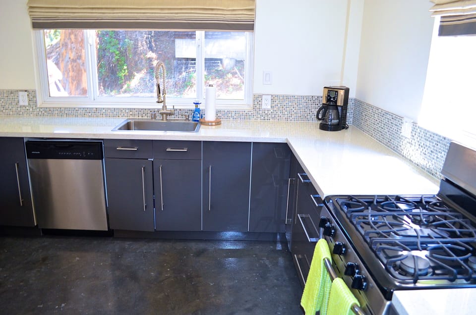 View of sink area and canyon beyond