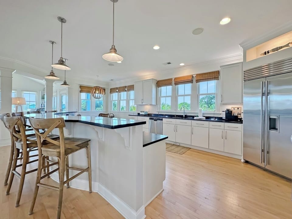 Kitchen (top/3rd floor)
