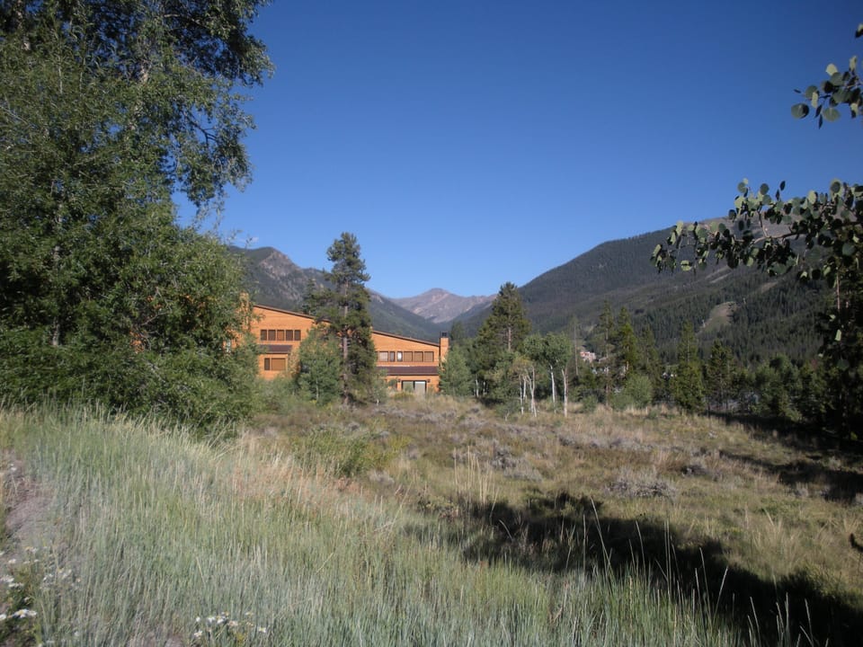 The Tennis Complex is nestled in the Mountains with beautiful views.