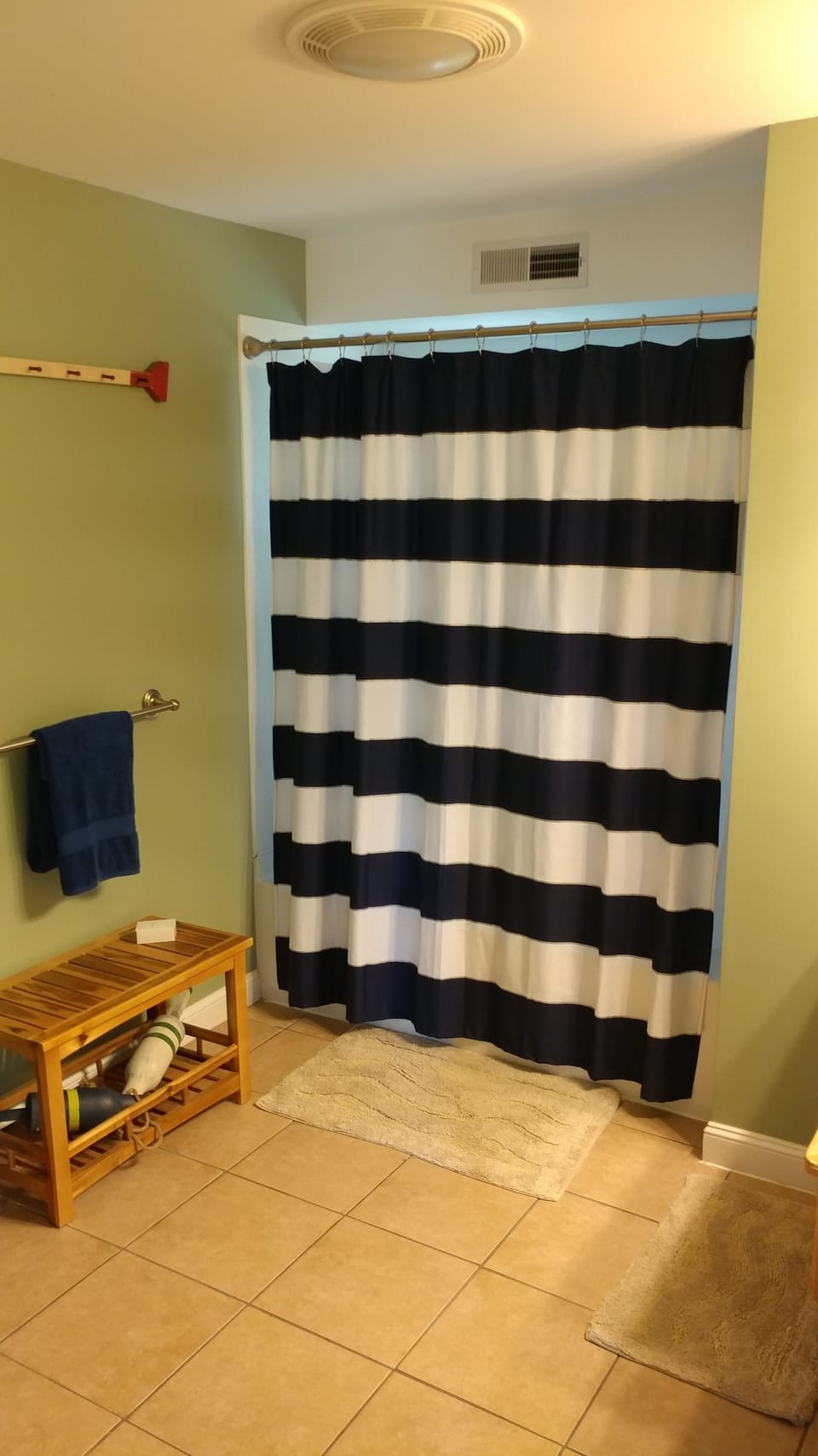 Large Full Bathroom