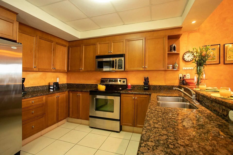 and fully modern appliances