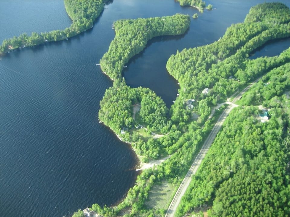 The Cove, Cottage is at the end of the cove