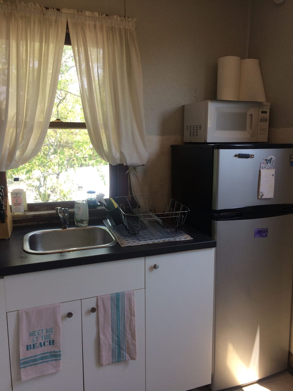 Microwave, sink, apt size refrigerator 
