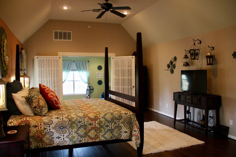 The Lantern Suite