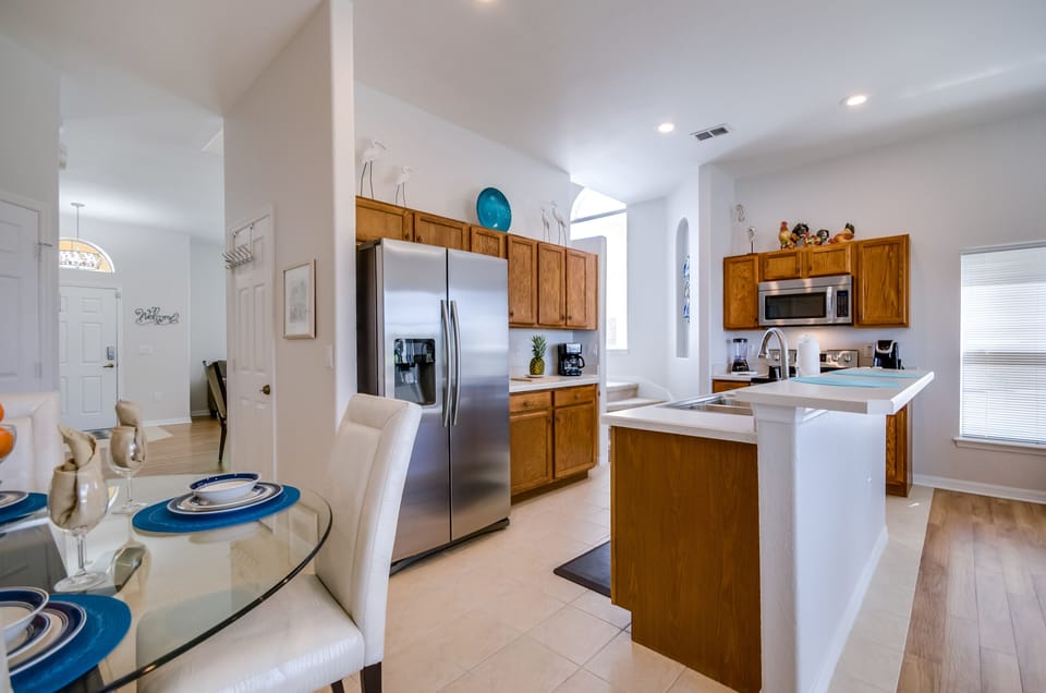 Full Kitchen