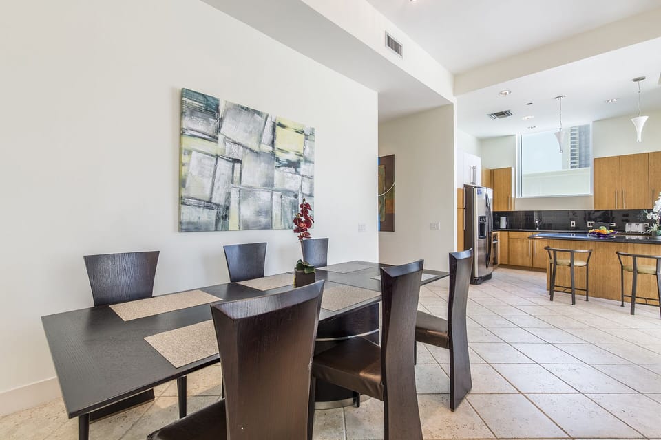 Dining Table comfortably sits 6