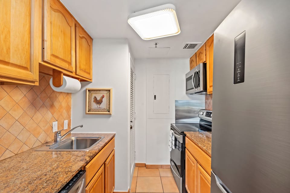 Full equipped kitchen 