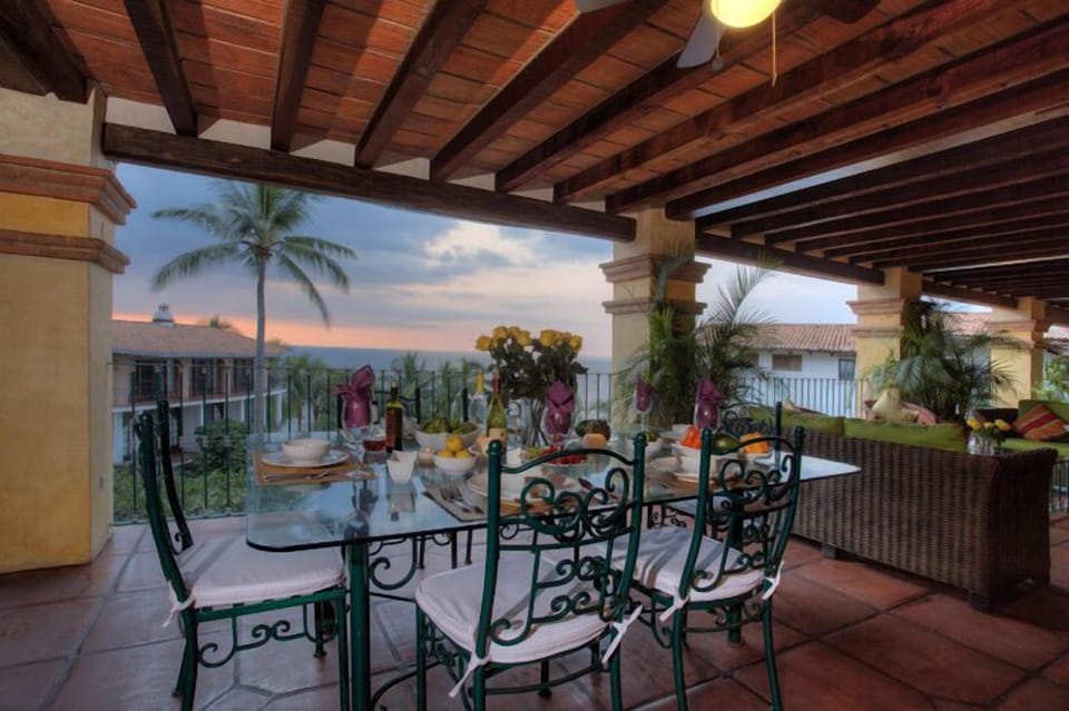 Dining on Main Floor