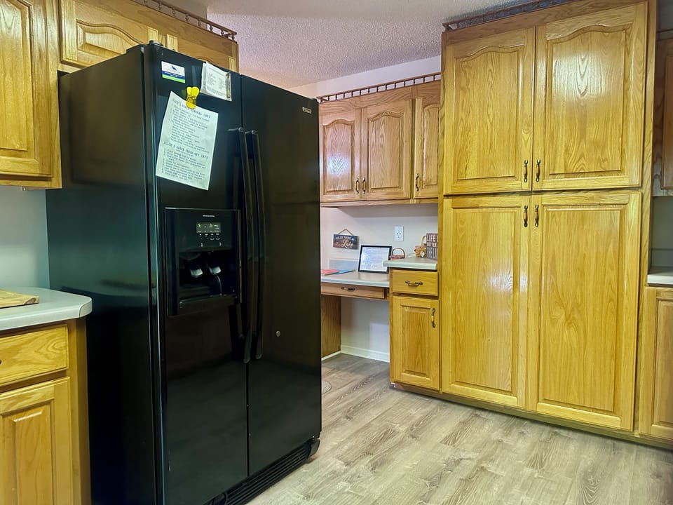 Fully stocked kitchen.