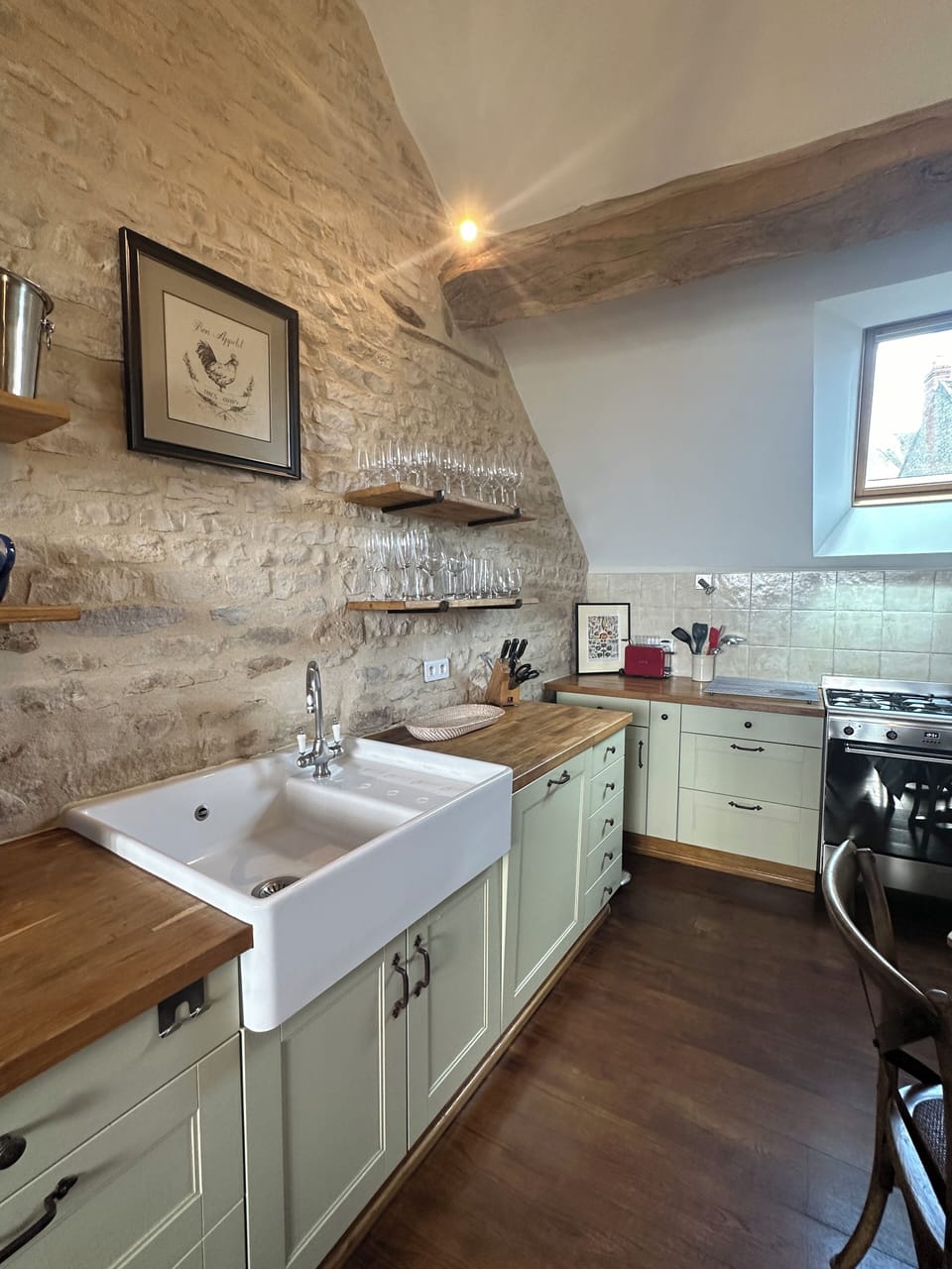 Kitchen (upstairs)