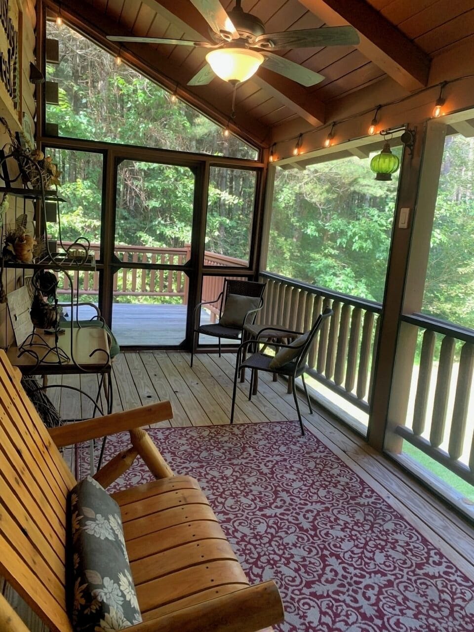 Beautiful screened-in porch!