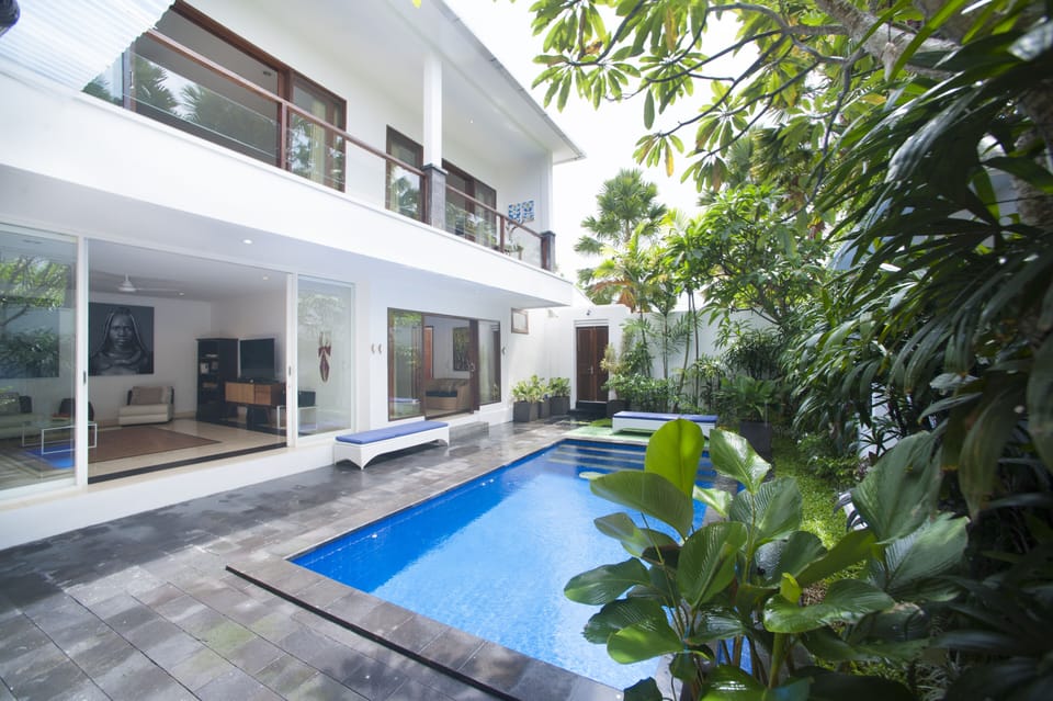 SWIMMING POOL.