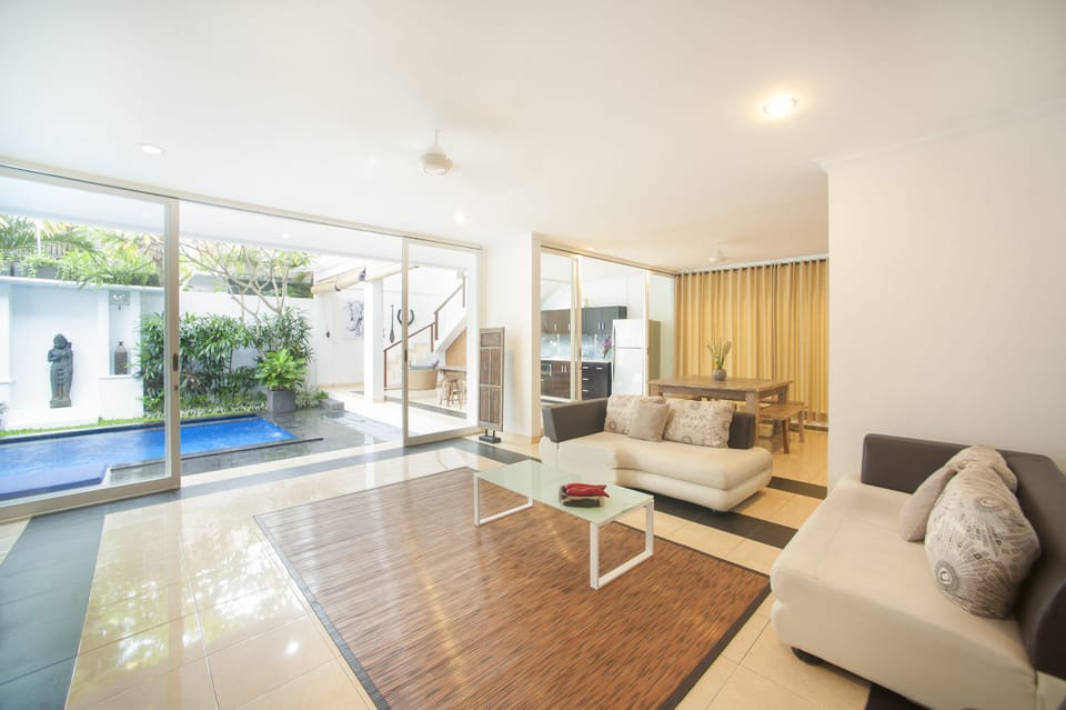 LIVING ROOM.