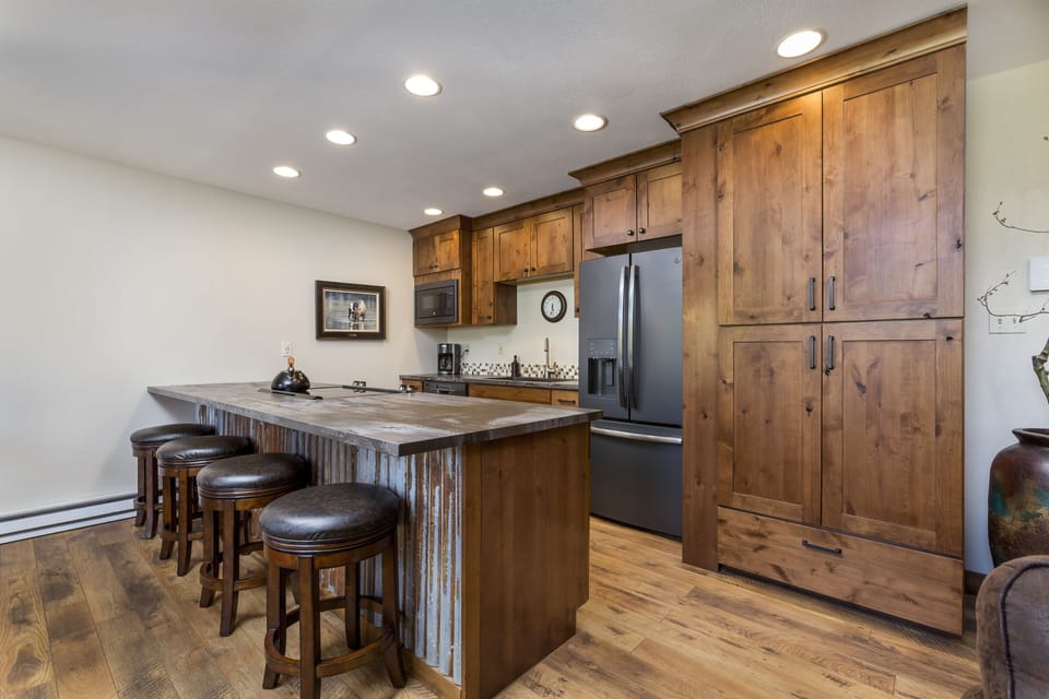 Open Kitchen and counter