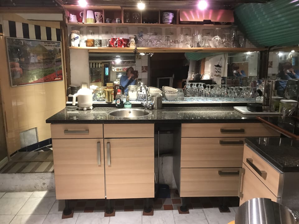 Kitchenette 
