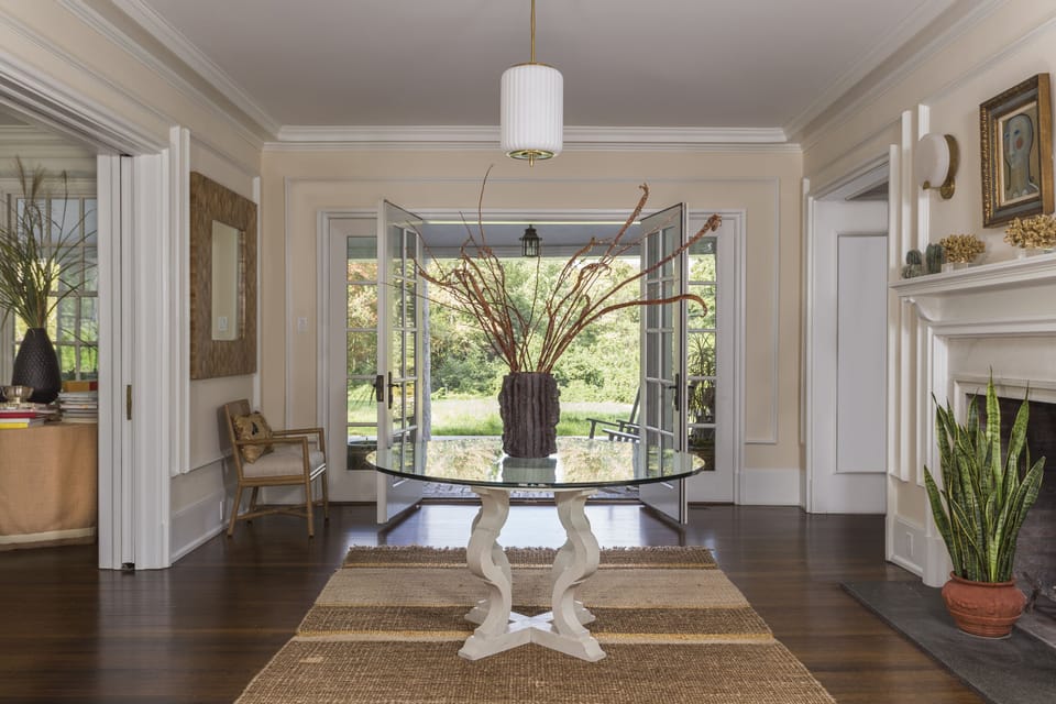 Foyer also has french doors that open to back patio