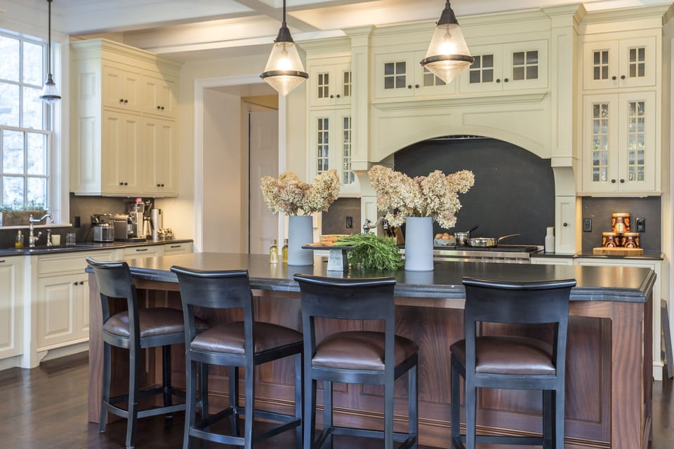Kitchen Island - seating for 4