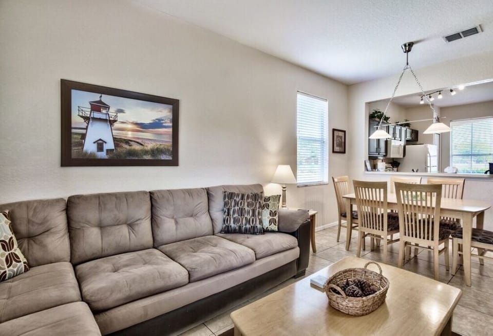 Comfortable living room sectional 