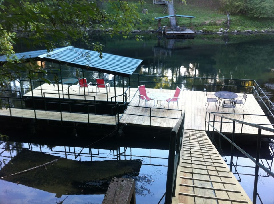 Private, Spacious Dock 