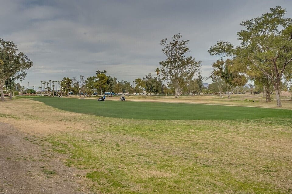 The property is located on the 9th hole of the beautiful Arizona Golf Resort.