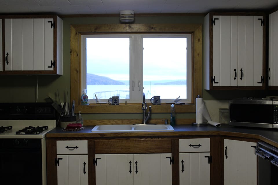 It's not too bad washing dishes with that view:)