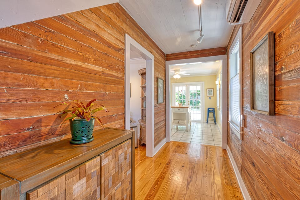 Steps down the hall to the kitchen