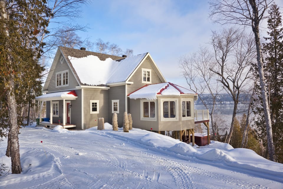 The house in winter